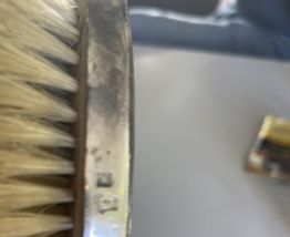 Ancienne brosse à cheveux 