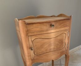 Table de Chevet Style Louis XV