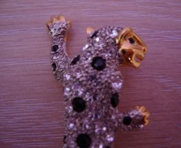 Broche léopard vintage strass et hématites