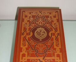 Lot de 4 beaux livres reliés Romans de Robert Merle