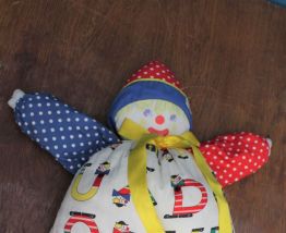 ANCIENNE PELUCHE ALPHABET COROLLE CLOWN