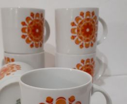 Lot 6 tasses vintage
