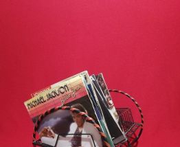 Range vinyle '' 45 tours''