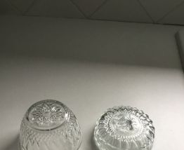 Bonbonnière /sucrier  art déco en verre taillé 