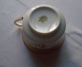 Grande tasse porcelaine fine