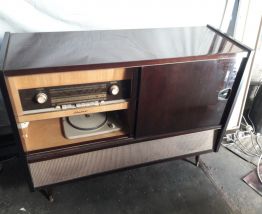 Ancien meuble tv radio vintage annee 60-70 en bois et formic