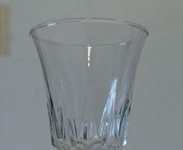 Lot 6 verres  à  vin  luminance régence 