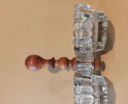 Salière poivrière en verre moulé