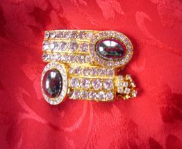 Broche en strass années 80