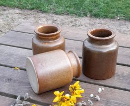 3 petits pots ou vases en gres emaillé