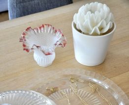 Plateau et cloche à pâtisserie 