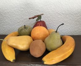 Lot de 9  fruits en plastiques vintage