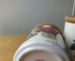 Portmeirion pomona "the Hoary matin apple"