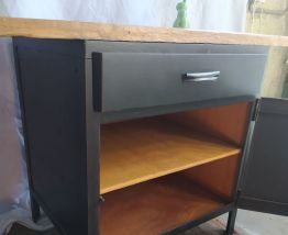 Buffet ,meuble de rangement base établi insutriel année 70 