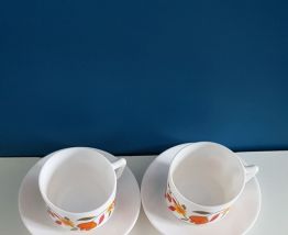 4 tasses et sous-tasses Arcopal