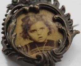 Broche vintage porte photo