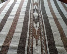 Plaid ethnique tissé