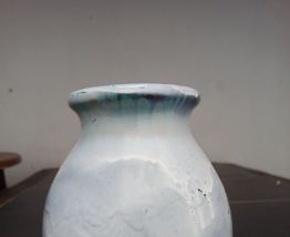 Vase céramique signé à la main Pierrefonds numéroté 555