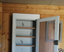 ARMOIRE A PHARMACIE