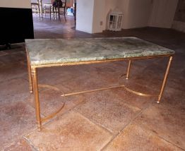 Table basse années 60 marbre et laiton