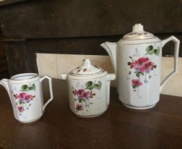 Service à café porcelaine 
