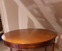 Table ronde en merisier massif 4 personnes