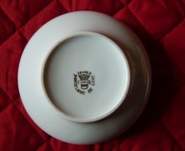 Bonbonnière en porcelaine DE LUXE