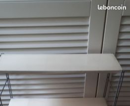 etagere string tomado 1960 Les deux montants sont en métal b