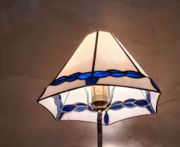 lampe en métal argenté, héron, échassier, bambou, maison Bag