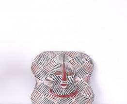 Bouclier traditionnel tribal Africain Bamiliké,en bois