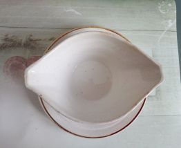 Saucière en porcelaine Babel de Saint Amand de 1950