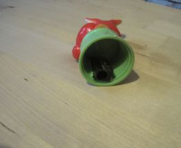 figurine lapin taille ,crayons 1950/1960