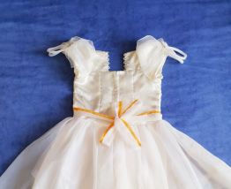 Robe fillette mariage ou Baptême 12 ans ( V )
