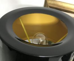 Lampe trépied de table métal noir