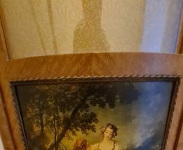 Vitrine style empire