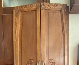 Armoire a trois portes