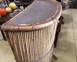 Comptoir de bar intérieur  rotin 