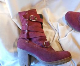BOTTES CONBARO PRUNE COLOR  VINTAGE T 37-38 quasi neuf 