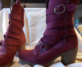 BOTTES CONBARO PRUNE COLOR  VINTAGE T 37-38 quasi neuf 