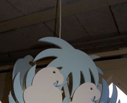 suspension et applique en bois laqué Perroquets