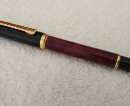 Stylo Bille Walk- Over Club Rouge Marbré Années 90