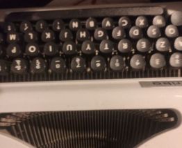 Machine à Écrire ERIKA 150