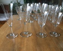 Service de 44 verres 