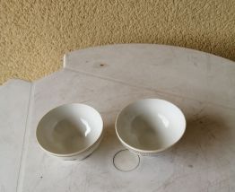 Deux petits bols porcelaine de Solifils