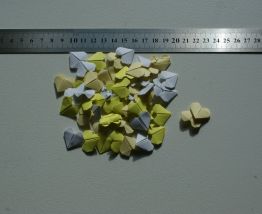Lot de confettis coeurs en origami Jaune et blanc