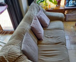 canapé-lit 3 assises tissus velours côtelé beige