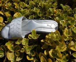 MULES SANDALES PUMA T 36 NEUF AVEC BOITE  VINTAGE 