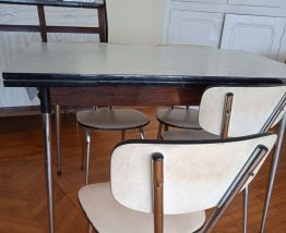 Table et 6 chaises