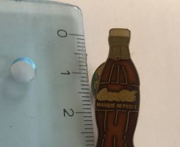 Pin’s Bouteille de Coca Cola année 80