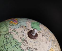 globe terrestre vintage